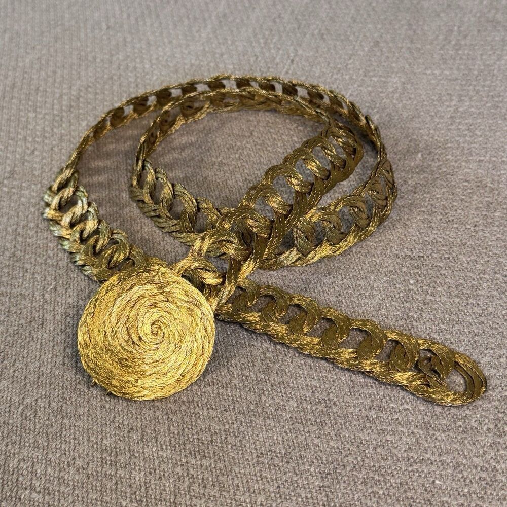 Vintage Woven Gold Metal Belt 80s Goddess Sz S Boho Braided Wrap Hip Belt 563